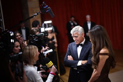 ¡Hay equipo! El matrimonio Clooney, siempre comprometido con su activismo social, le agradeció a los medios la difusión de la iniciativas de su fundación