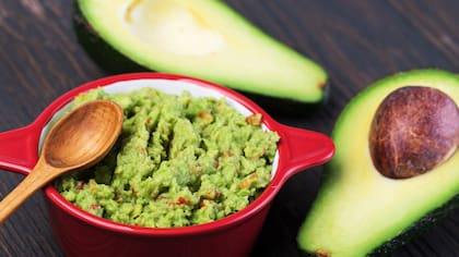 Hay maneras de lograr que la palta llegue a su mejor consistencia más rápido