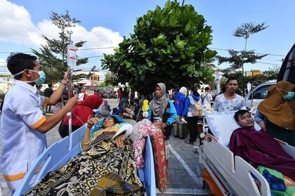 Hay más de 200 heridos graves, miles de viviendas y edificios sufrieron daños y 20 mil personas fueron evacuadas