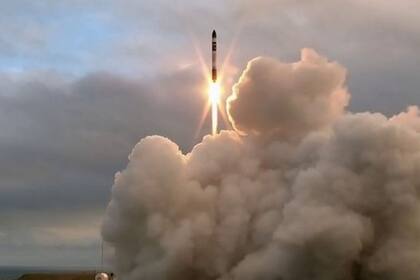 Hay muchas formas de lanzar los minisatélites CubeSat al espacio. Y no todos son costosas