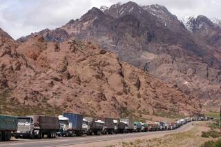 Mejorar los pasos internacionales, una materia pendiente