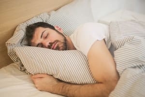 Los tres factores que influyen en el descanso y qué pasa cuando el sueño se interrumpe