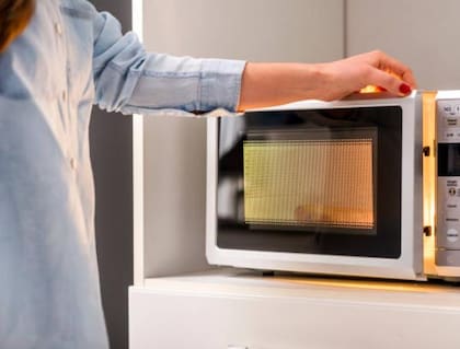 Hay que prestar especial atención con los líquidos en el microondas