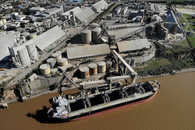 Hay superávit en el comercio exterior