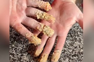 Cómo hacer para que no se te pegue el pan rallado al hacer milanesas