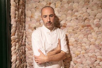 “Hay un trabajo muy grande por hacer desde la gastronomía y la hotelería, es mucho desperdicio y mucha la comida que se tira”, advirtió el reconocido chef Patricio Negro, de Sarasanegro