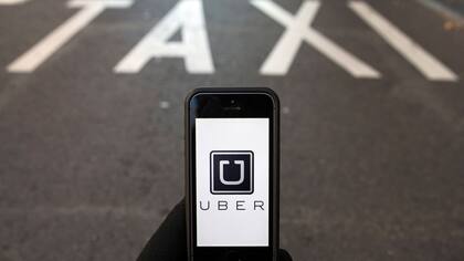 Uber estima el costo de sus viajes con un precio base de $ 15