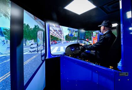 Hay vacantes disponibles para convertirse en chofer de autobus en Nueva York.
