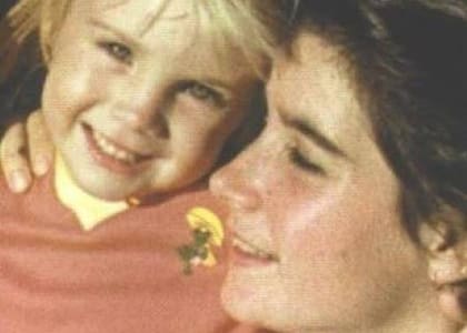 Heather con Dominique Dunne, que también participó del reparto de Poltergeist y fue asesinada por su novio en 1982