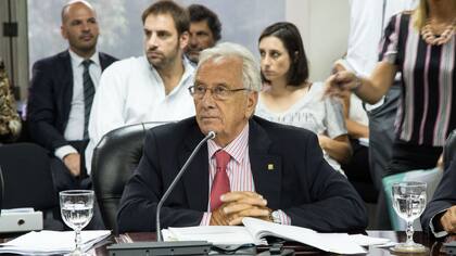 Héctor Recalde