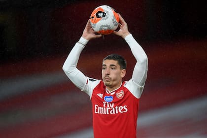 Héctor Bellerín tiene 25 años, juega en Arsenal y es vegetarino y ecologista