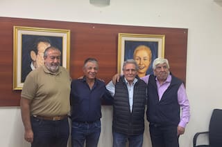El camionero Octavio Argüello se incorpora al triunvirato y Hugo Moyano será parte de la "mesa chica"