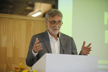 Héctor Guyot, director académico de la Maestría en Periodismo