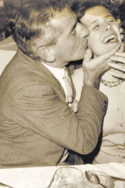 Héctor Oesterheld y Elsa Sánchez