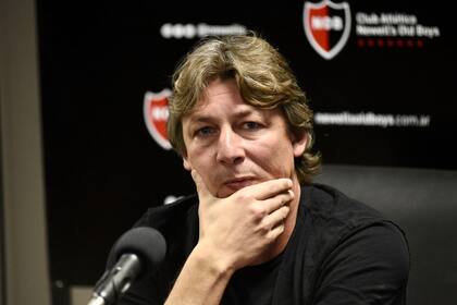 Heinze debió responder preguntas acerca el ataque narco a Messi en la conferencia de prensa en la previa del próximo partido de su equipo, Newell's