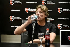 La dura frase de Heinze tras la histórica derrota de Newell’s y su insólita racha negativa