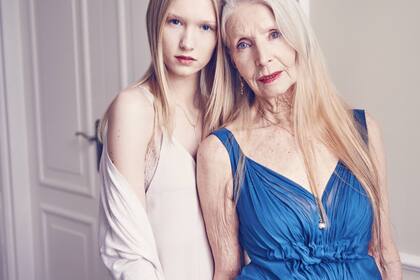 Helena Norowicz demuestra que la belleza no tiene edad