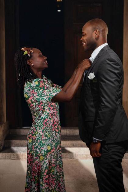 Helena Awuakye eligió verse el día de la boda de su hijo en 2030