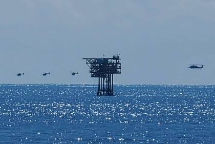 Helicópteros Black Hawk del ejército estadounidense realizan ejercicios en Trinidad y Tobago