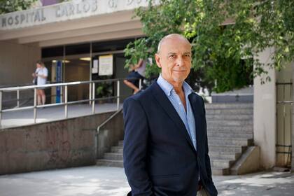 Helien advierte que la no aceptación aumenta el riesgo de suicidio ocho veces en la comunidad LGBTQ y seis veces el de padecer depresión.