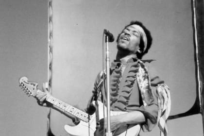 Hendrix, uno de los grandes guitarristas estadounidenses de rock, falleció en septiembre de 1970 a sus 27 años.