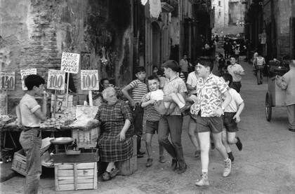 Nápoles. Una postal de Henri Cartier Bresson