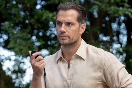 Henry Cavill en En la zona gris, de Guy Ritchie
