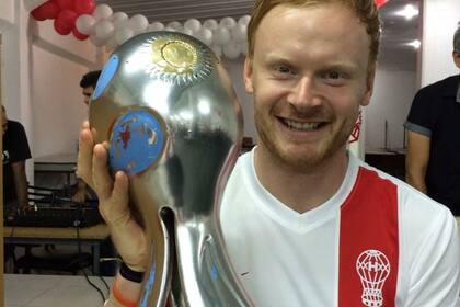 Henry sueña con levantar otra Copa