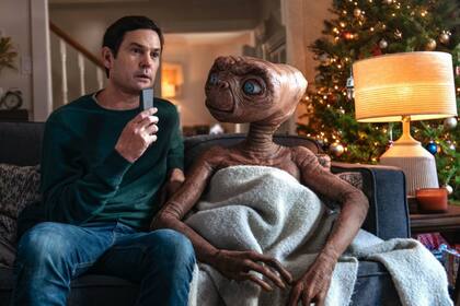 Un esperado reencuentro: Elliot (Henry Thomas) y E.T.