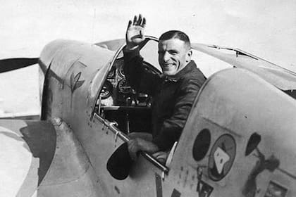 Herbert Cukurs aun hoy es considerado el gran héroe de la Fuerza Aérea letona.