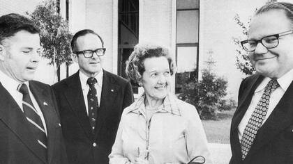 Herbert, Lamar, Ruth (la madre), y Nelson Bunker (de izquierda a derecha), son parte de la familia del magnate petrolero H.L. Hunt.