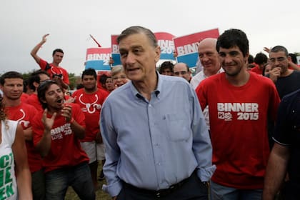 Hermes Binner en Mar del Plata, durante su campaña de 2015