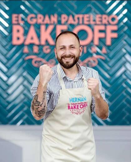 Hernan Canalini, el arquitecto de 35 años que colapsó este domingo en Bake Off Argentina tras sufrir un imprevisto con su torta