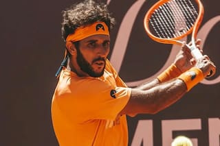 El tenista argentino Hernán Casanova fue suspendido por haber apostado en partidos que no jugó