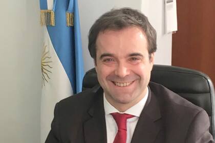 Hernán Gómez, uno de los hombres centrales en la elaboración técnica del proyecto, dijo que la idea es crear una norma nueva, más allá del decreto de necesidad y urgencia.