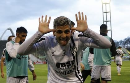 Hernán López Muñoz, la figura de Central Córdoba en la goleada a Aldosivi por 3-0