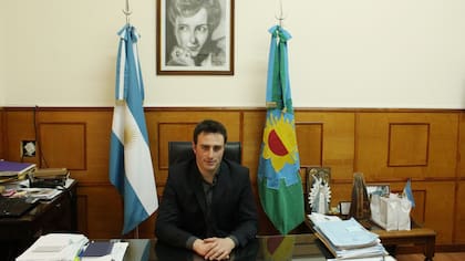 Hernán Ralinqueo, intendente de 25 de mayo