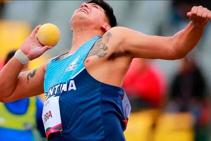 Hernán Urra, medalla de plata para la Argentina en lanzamiento de bala