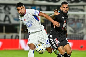 En San Lorenzo empezó la era de Gustavo Álvarez: un empate con Riestra lo trajo de nuevo a la realidad