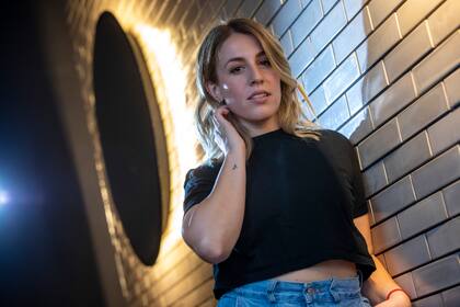 "Hice dos películas en Italia y una en España, con personajes acordes a mi edad, y hasta un trabajo de conducción para la televisión italiana", cuenta Laura Esquivel
