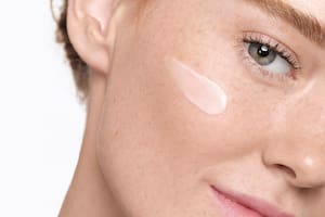 Cómo estimular las defensas naturales de la piel para un rostro saludable