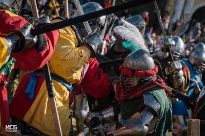 Hierro, acero inoxidable, acero al carbono y titanio: esos son los materiales con los que se confeccionan las armaduras