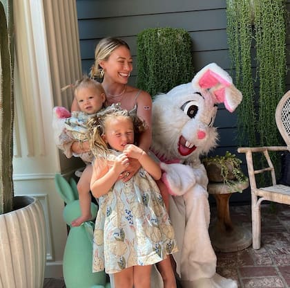 Hilary Duff disfruta momentos junto a sus dos hijas pequeñas