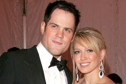 Hilary Duff y Mike Comrie
