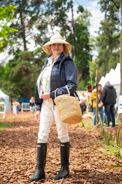 Hilda Campbell, amante del jardín.