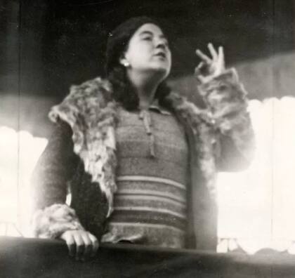 Hildegart en un mitin socialista en Erandio, (Vizcaya), cuando tenía unos 16 años