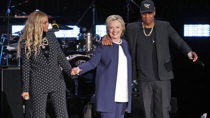 Hillary Clinton, junto a Beyoncé y Jay-Z en Cleveland