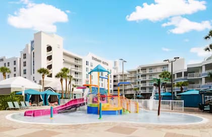 Hilton lanzó tarifas especiales para docentes en hoteles de Florida durante mayo