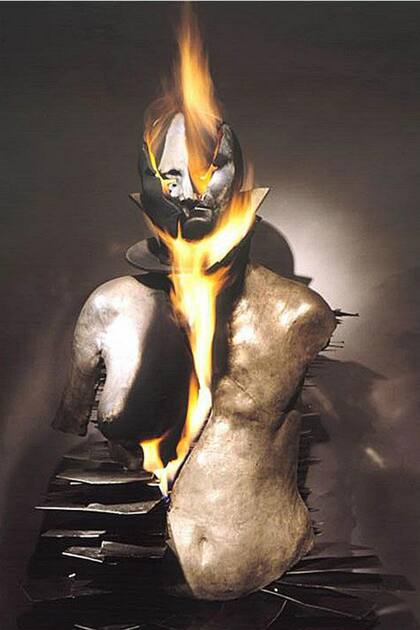 Hipatia en llamas, en una obra de teatro, una de las muchas expresiones para las que ha servido de inspiración