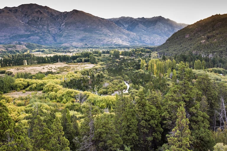 Vista de un extenso valle camino a El Hoyo. (Foto: Paula Teller)